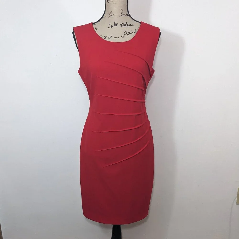 Calvin Klein Women’s Sz 6 Red Sleeveless Sunburst Sheath Dress Style #CD3X1LC7 - Picture 1 of 9